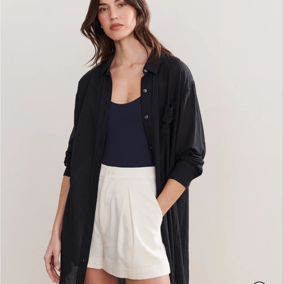 Jenni Kayne Beach Shirt in Black - Picture 4 of 10